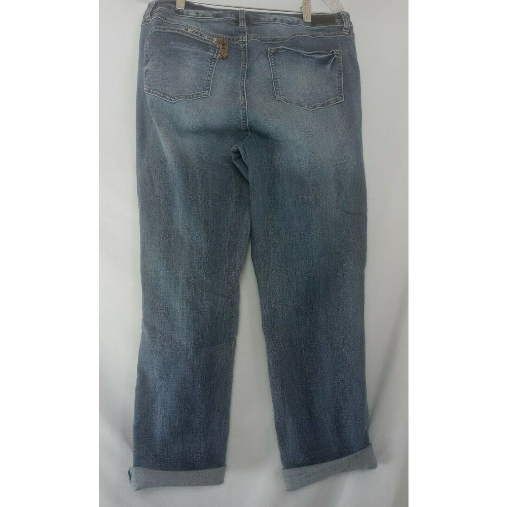 Natural Reflection Distressed High Rise‎ Blue Jeans - Picture 6 of 12